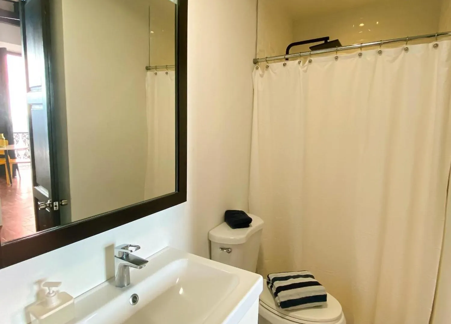 Just Remodeled Studio In Colonial Osj Unique Location Local Experience 산후안